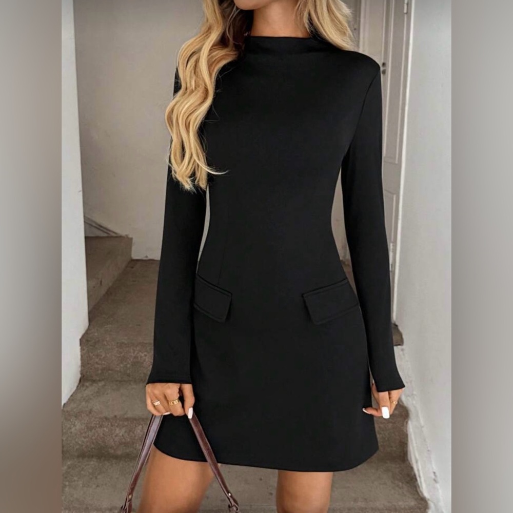 Black Long Sleeve Dress with Pockets
